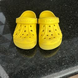 Yellow Crocs 12c