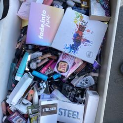 Makeup Bin 