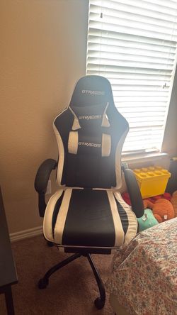 GTPLAYER Gaming Chair, Computer Chair with Footrest and Lumbar Support, Height Adjustable Game Chair with 360°-Swivel Seat and Headrest and for Office