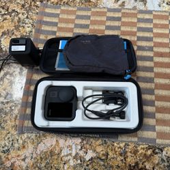 GoPro max + Extra Battery And Charging Dock