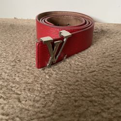 Louie Vuitton X’s supreme Luxury Belt!