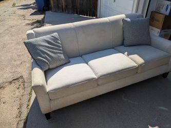 Bassett Couch - White