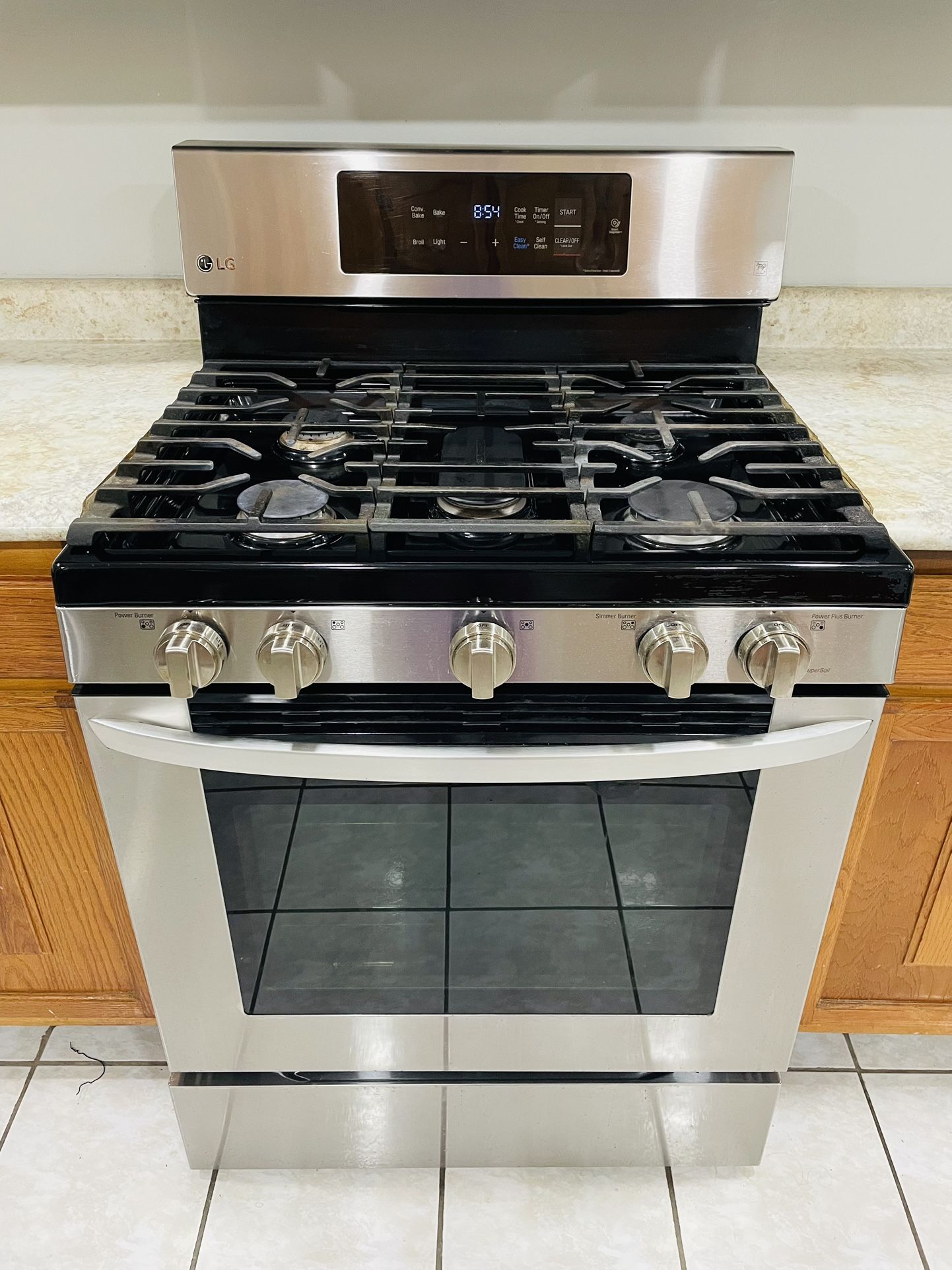 LG GAS RANGE & OVEN