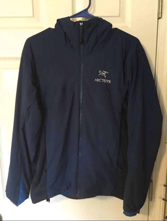 men's small blue softshell arcteryx jacket