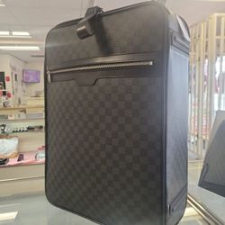 Louis Vuitton Pegase 65 Suitcase
