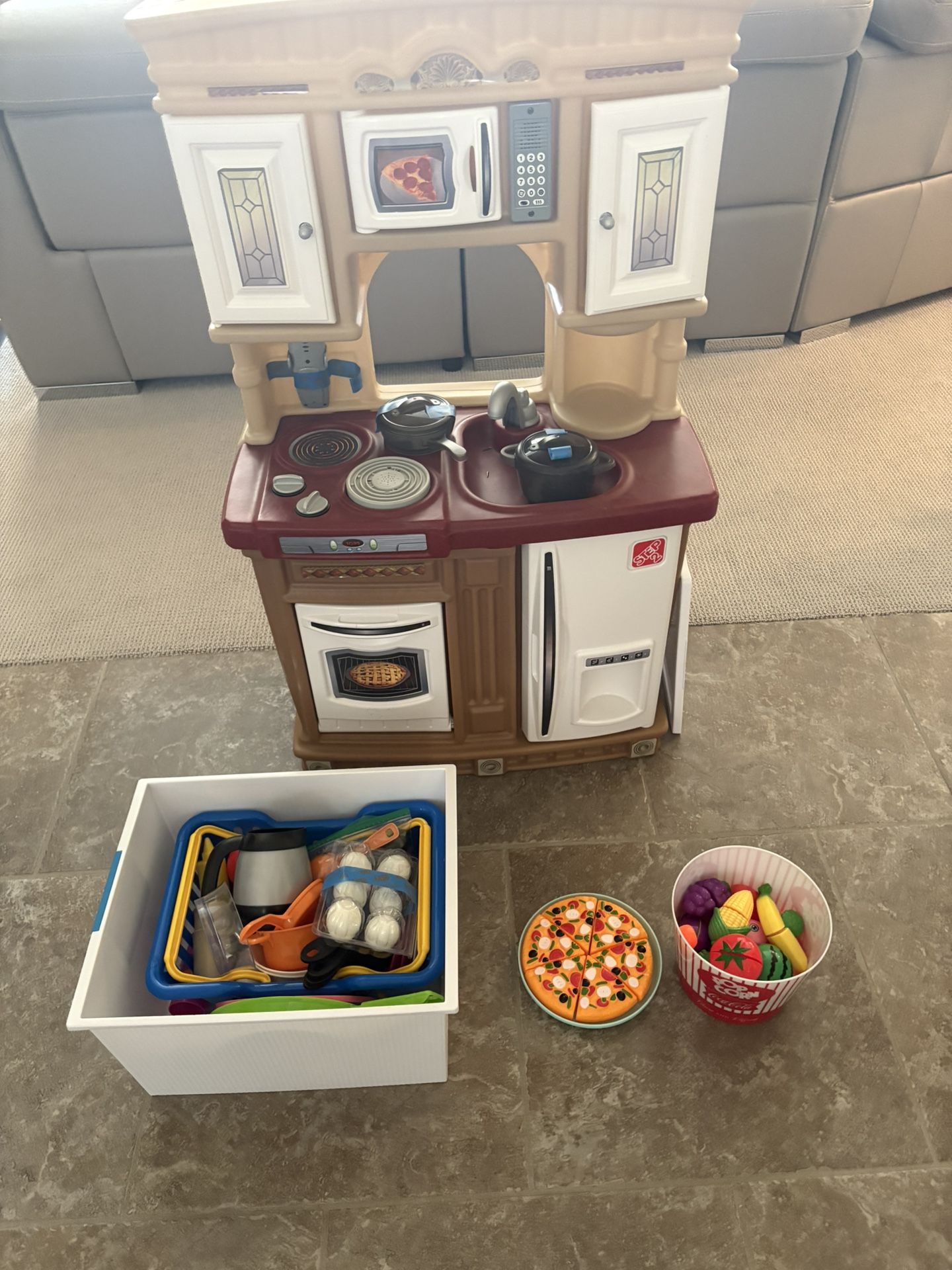 Kids Play Kitchen