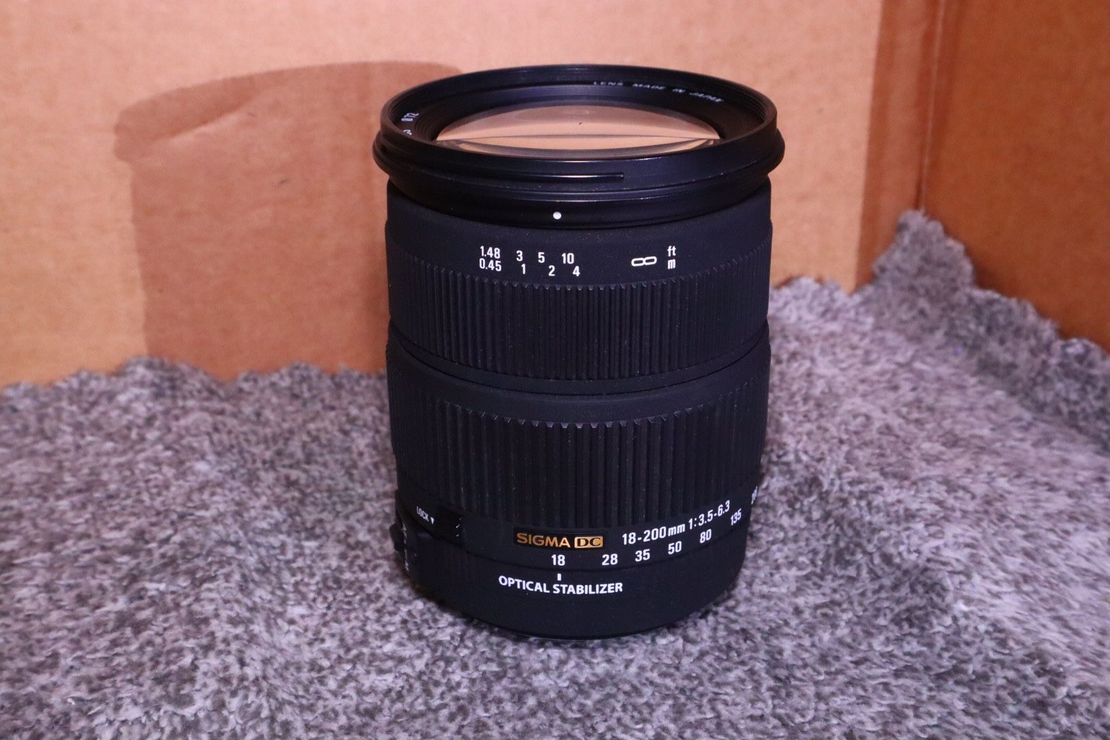 Sigma 18-200mm f/3.5-6.3 Canon EF-S mount