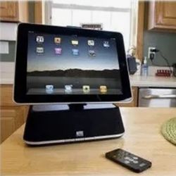 Speaker / Charger  Dock  / Bluetooth/ I Pad / I Pod / iPhone 