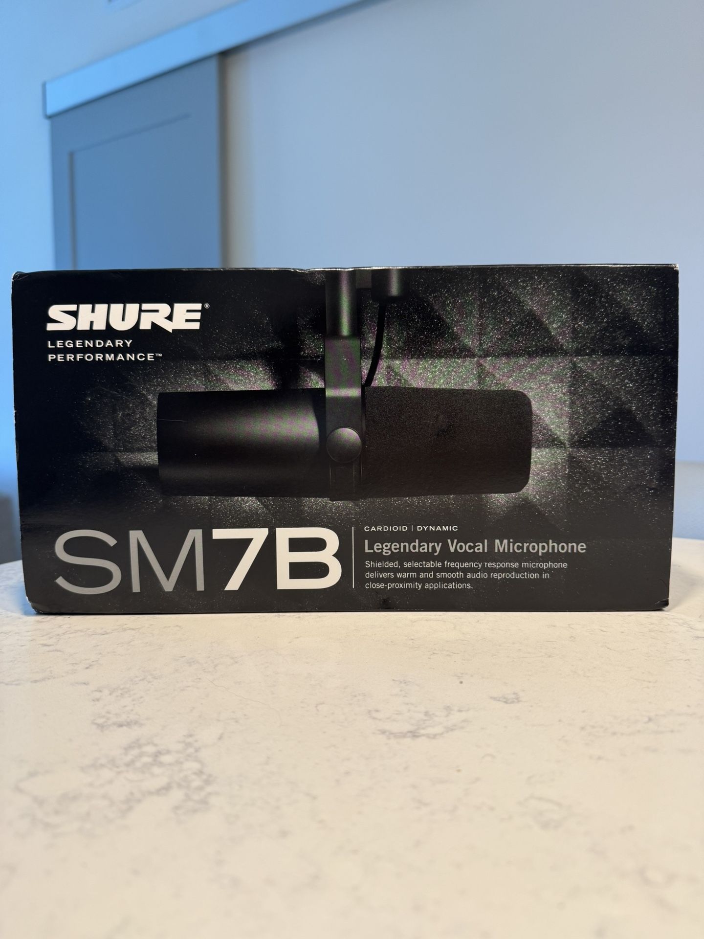 SHURE SM7B MICROPHONE (BRAND NEW / NEVER USED)