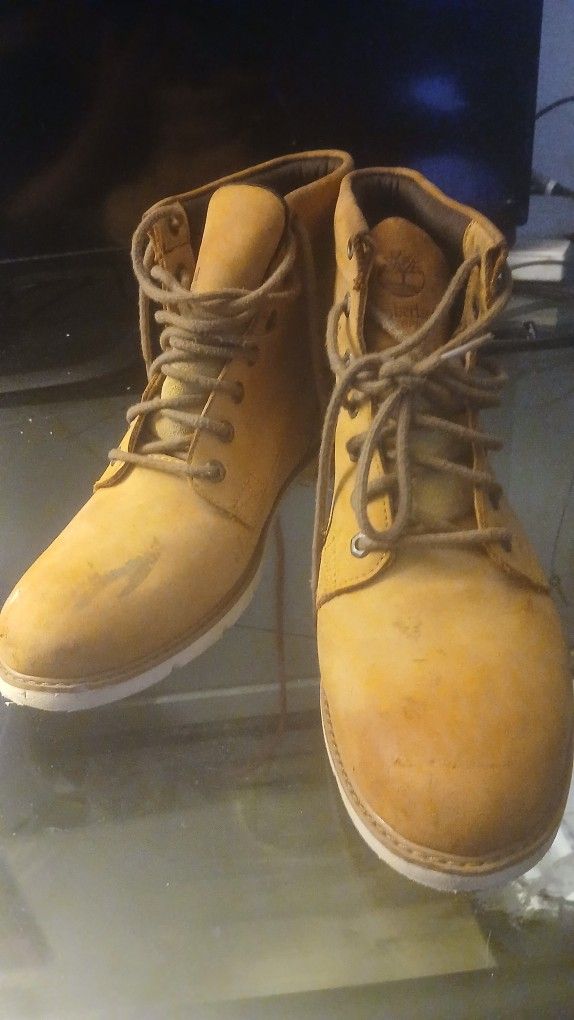 Timberland Mens CHUKA Boots Size 10