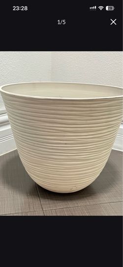 XXL plant flower pot planter indoor outdoor