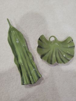 Tommy Bahama dinnerware