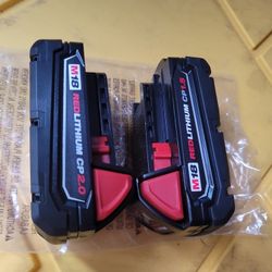 MILWAUKEE M18 BATTERIES 2.0AH AND 1.5AH NEW 