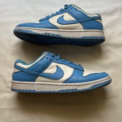 Nike Dunk Low UNC