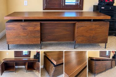 Beautiful Dark Wood Credenza / Sideboard – Modern Style