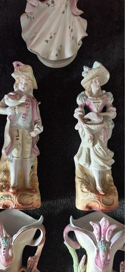 Antique 1950 Porcelain Victorian Couple Figurines Set