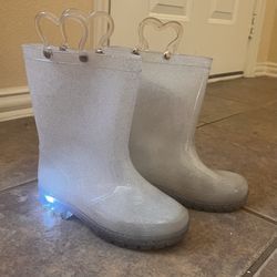 Size 1 Girls Snow & Rain Boots