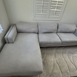 Selling Sectional Couch 