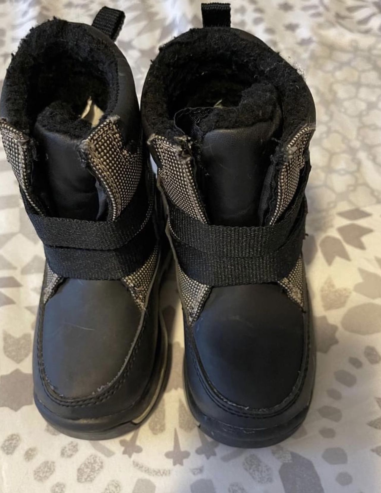 Toddler/ Kids Winter/ Snow Boots Size 7