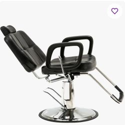 Barber Chair Brand New Only Sat In My Room Never Used
