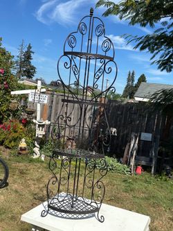 Very Heavy 4-tier folding metal corner Plant Stand / Etagere
