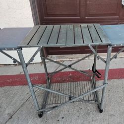 Cuisinart Foldable Bbq Table Used 