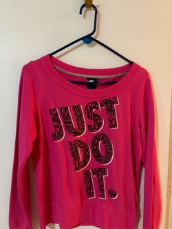 Nike “Just Do It” women’sweatshirt
