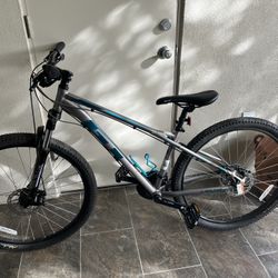 Laguna Pro 27.5” Mountain Bike – Like New