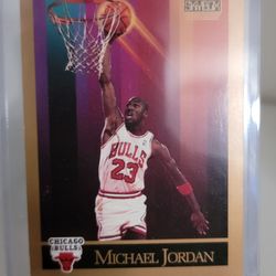 Micheal Jordan 1990 Basketball Card
