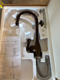 Bronze bar sink faucet