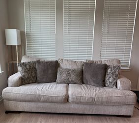 Ashley Furniture Alessandra Couch