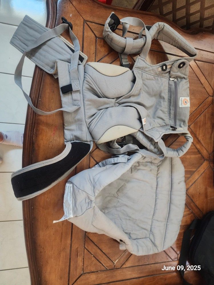 Ergo Baby Carrier