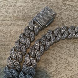 Lab Diamond Cuban 22”