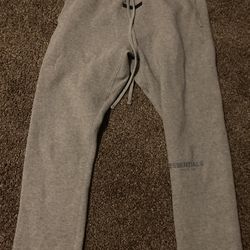 Essentials Sweatpants Size S (uncuffed)