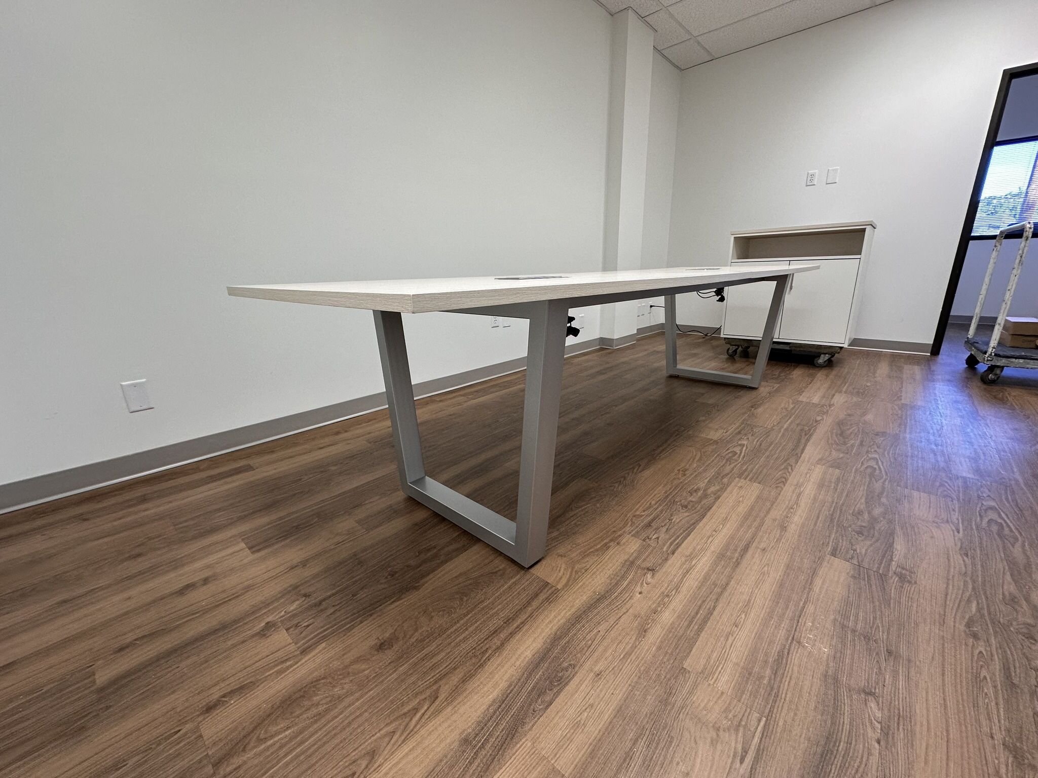 Cb-New Custom Office Conference Tables, Meeting Table, Office Furniture, With Metal Base