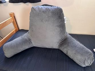 Large nest pillow