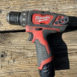 Milwaukee m12 cordless drill tool only