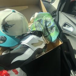 Nike Air Diamond Turf 100$  Size 12