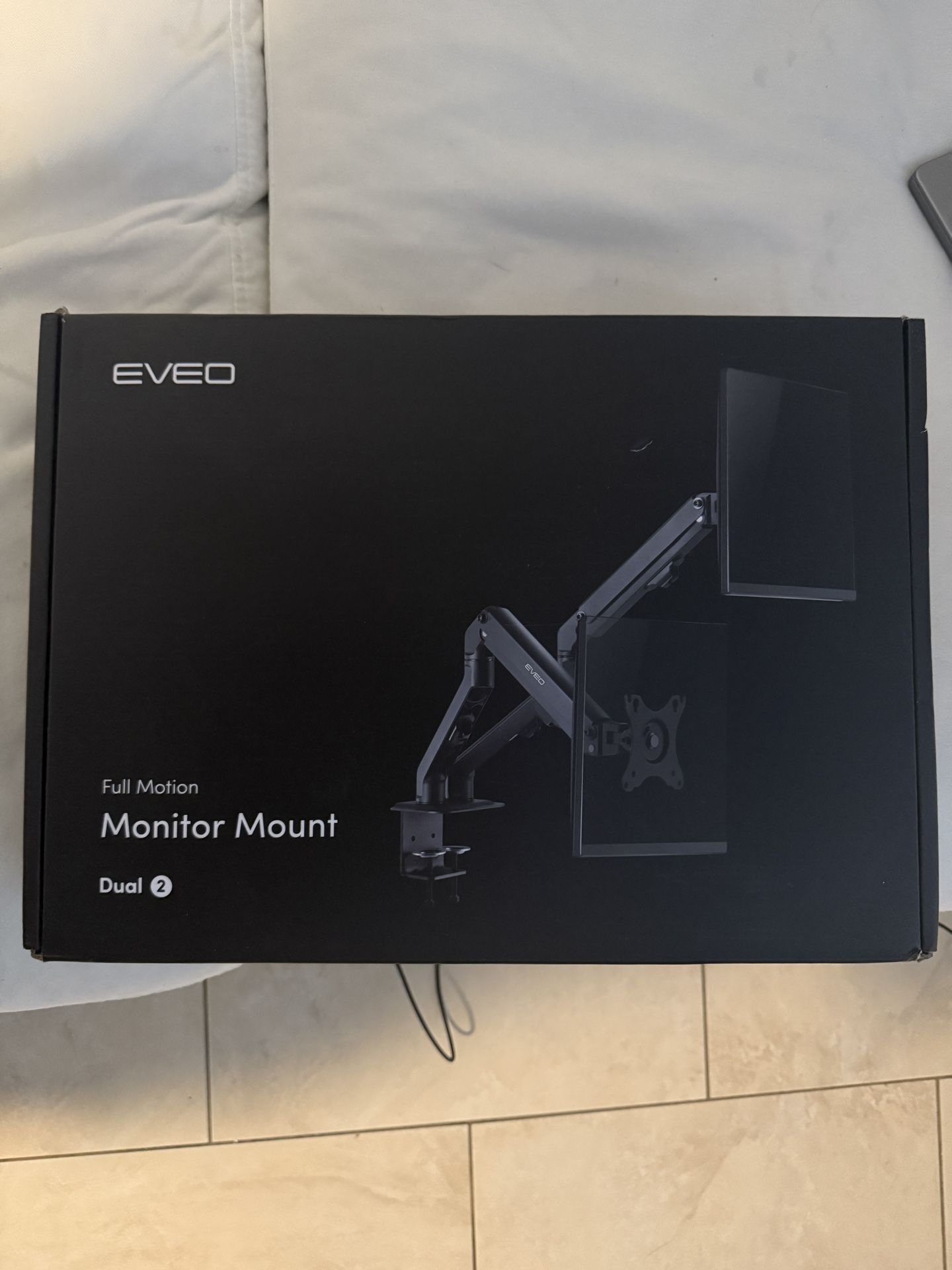 Eveo full motion dual monitor mount NEW! Unopened box