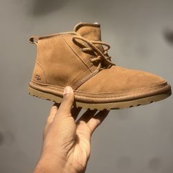 UGG Neumel Boots