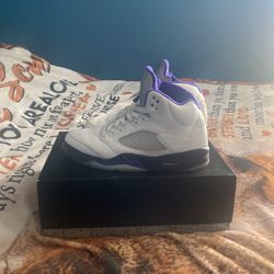 Jordan 5 Dark Concord 