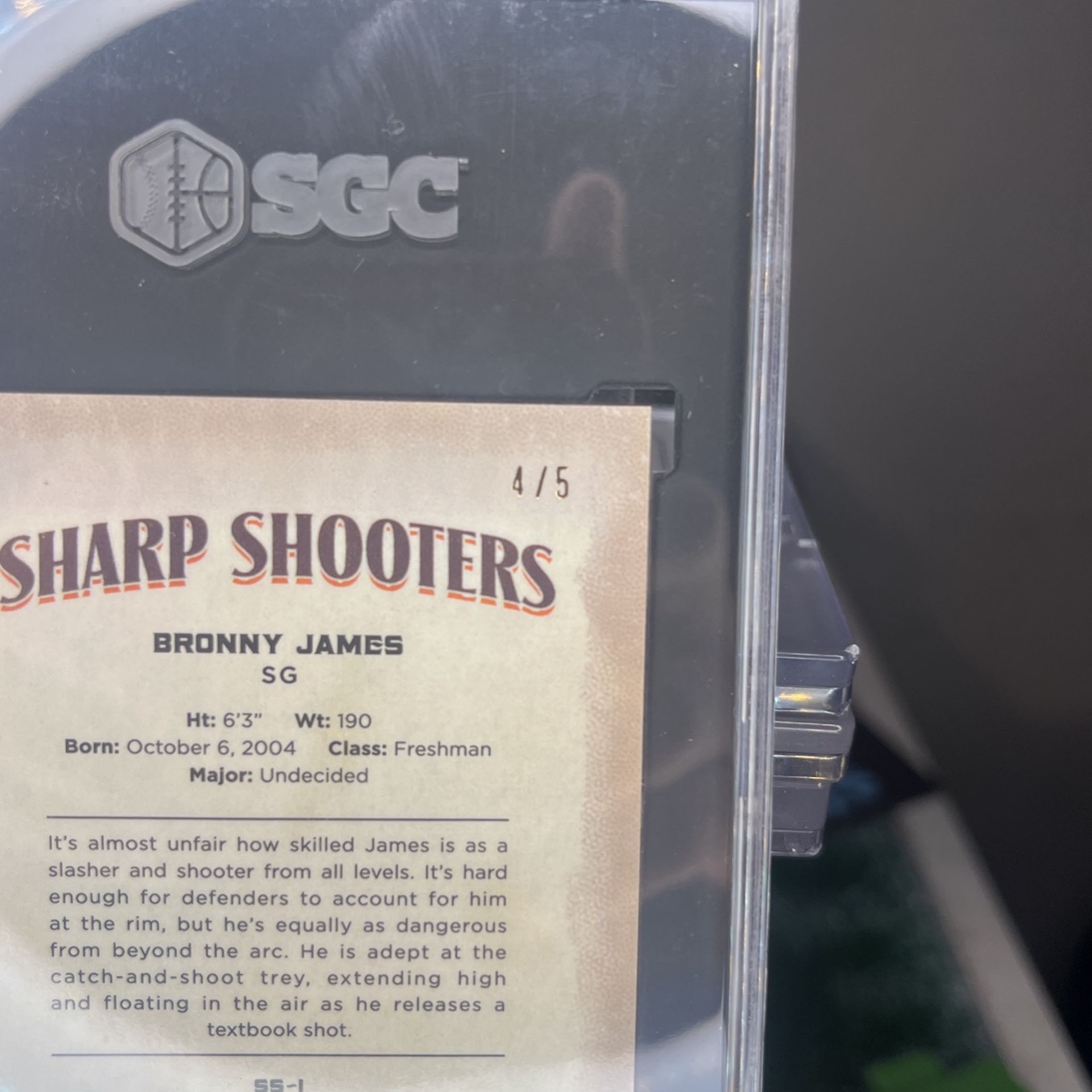 BRONNY JAMES 2023 24 BOWMAN U CHROME SHARP SHOOTERS RED REFRACTOR 4/5 SGC 9.5