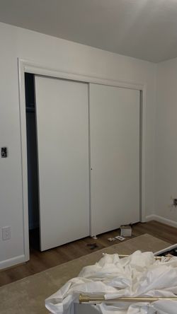 Free sliding doors