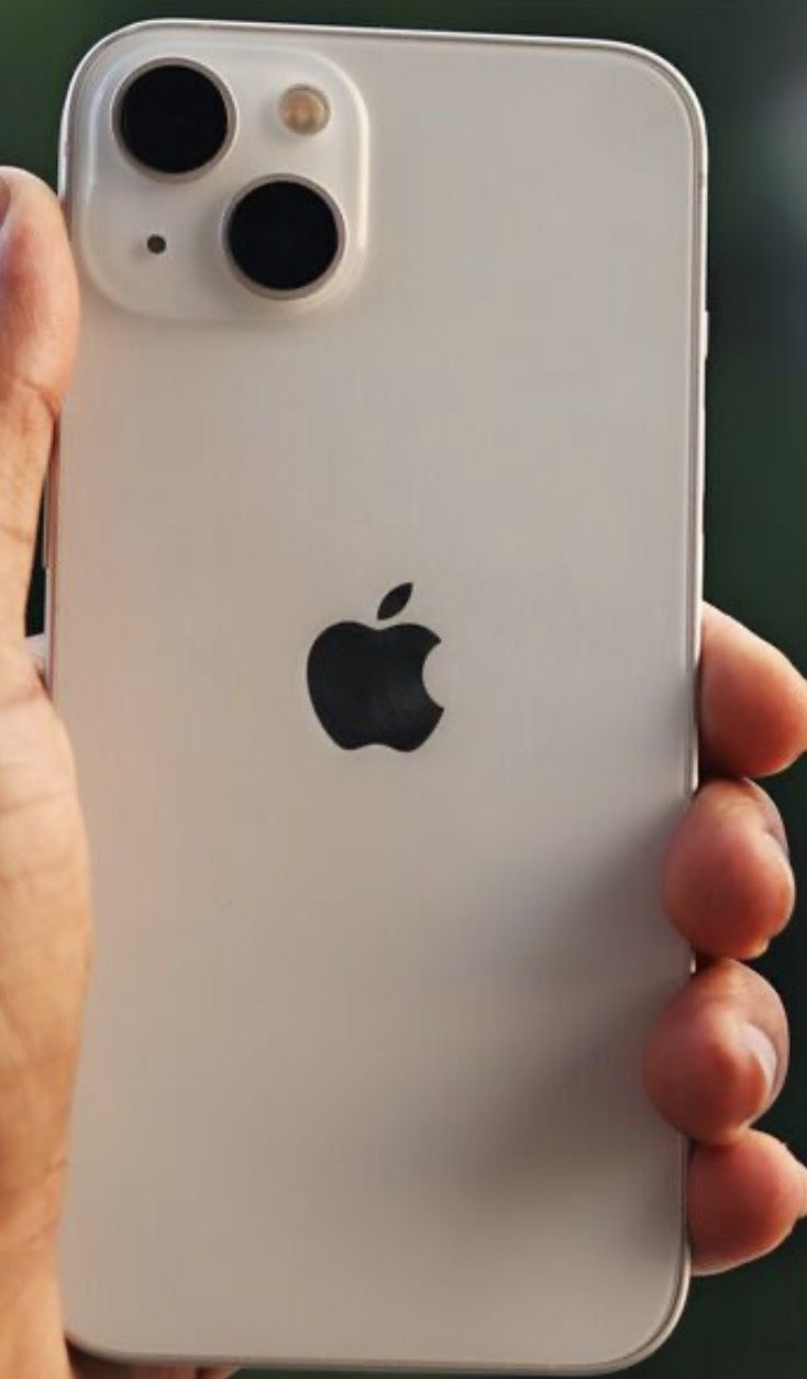 iPhone 13 Starlight Unlocked 128GB - Excellent Condition
