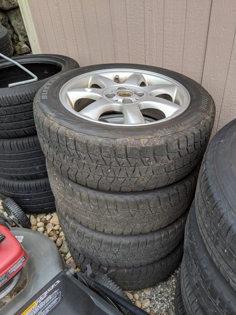 Mini Cooper wheels and tires