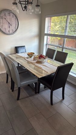 Dining set