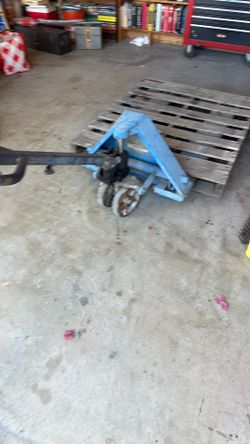 Pallet jack