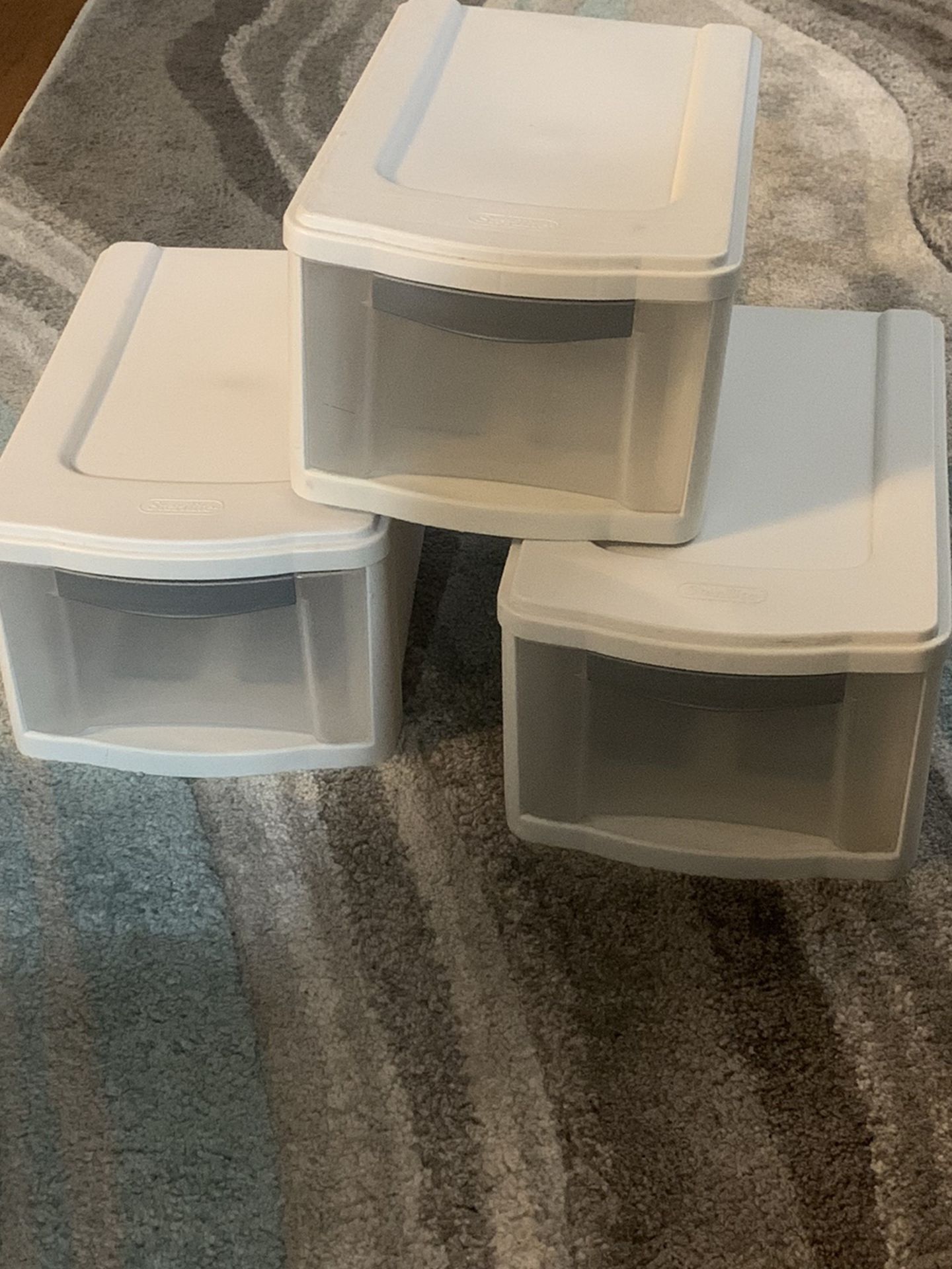 Stoarage Containers