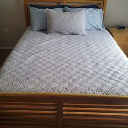 Queen Bed