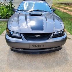 2004 Ford Mustang